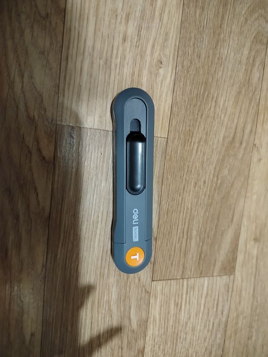 Deli home канцелярський ніж