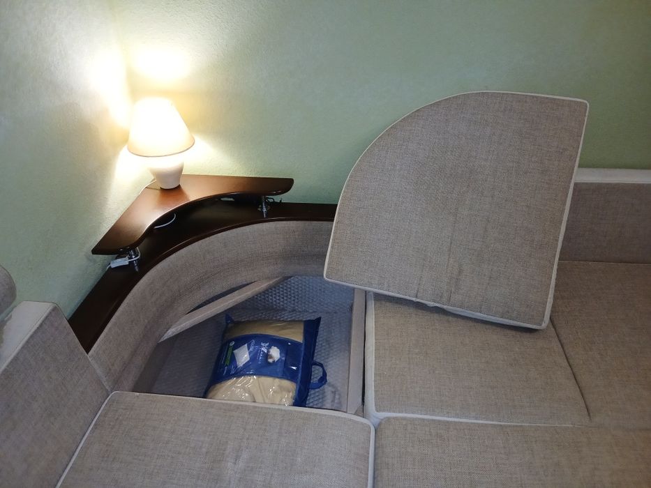 Кутовий диван великий