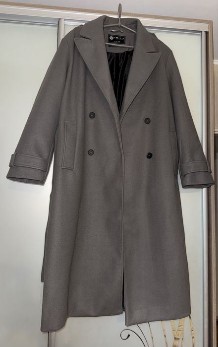 Пальто жіноче сіре