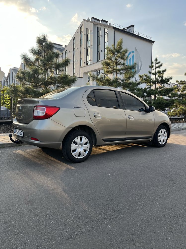 Renault Logan 2014