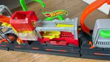 Hot Wheels ośmiornica Megamyjnia