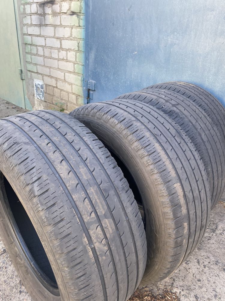 Goodyear 285/60/18
