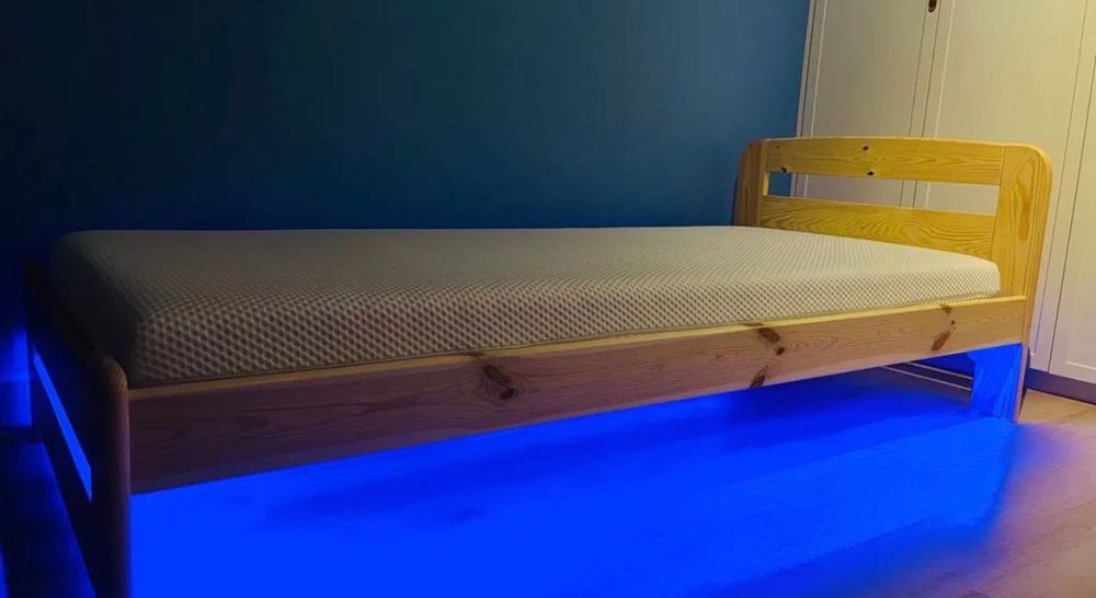 Łóżko drewniane dziecięce LIDIA 90x200 z materacem ABYGDA