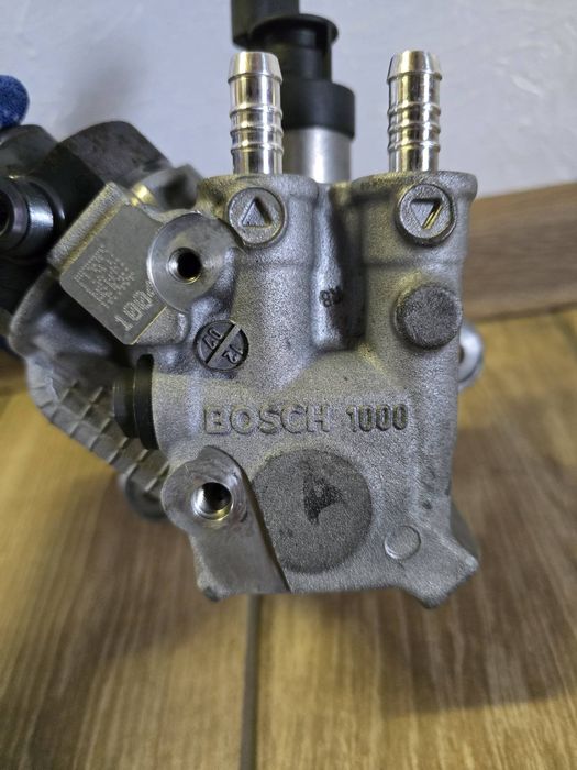 Паливний насос (ТНВД ) BMW 2.0 dizeli N47