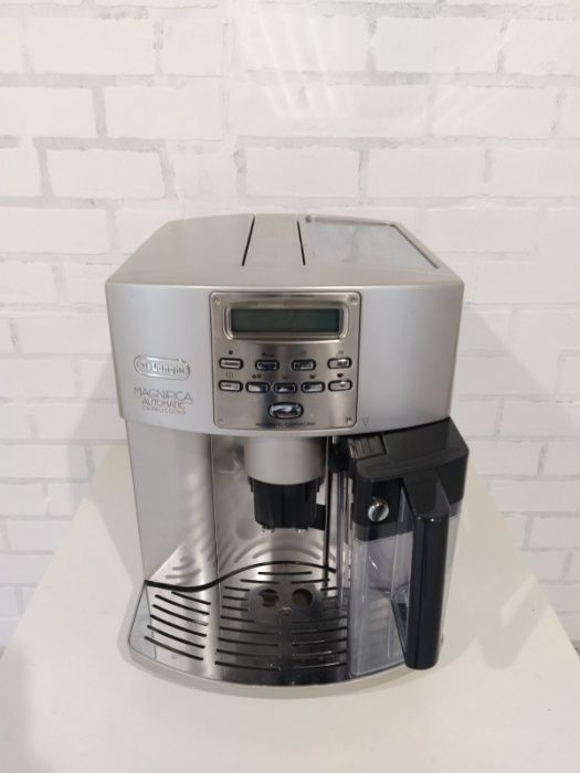 Кофемашина Delonghi 3500, б/у, автомат. капучино. с гарантией 2мес.