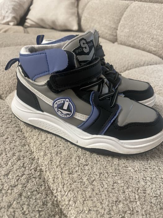 Buty za kostkę sneakersy 33