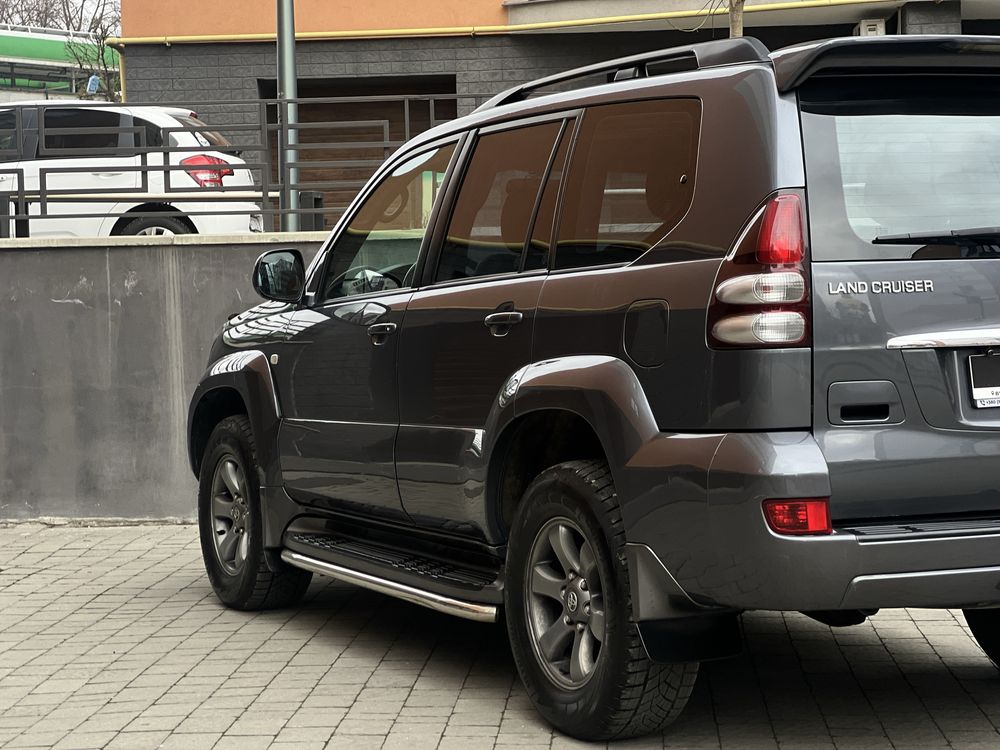 Toyota Prado 120