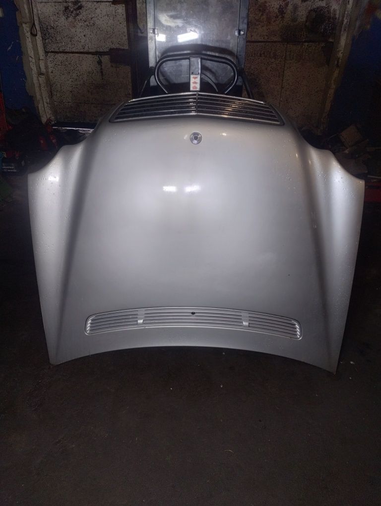 Maska Mercedes C klasa W203 Srebrna