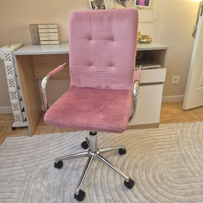 Krzesło Obrotowe Fotel Do Biurka Quatro Welur Różowe