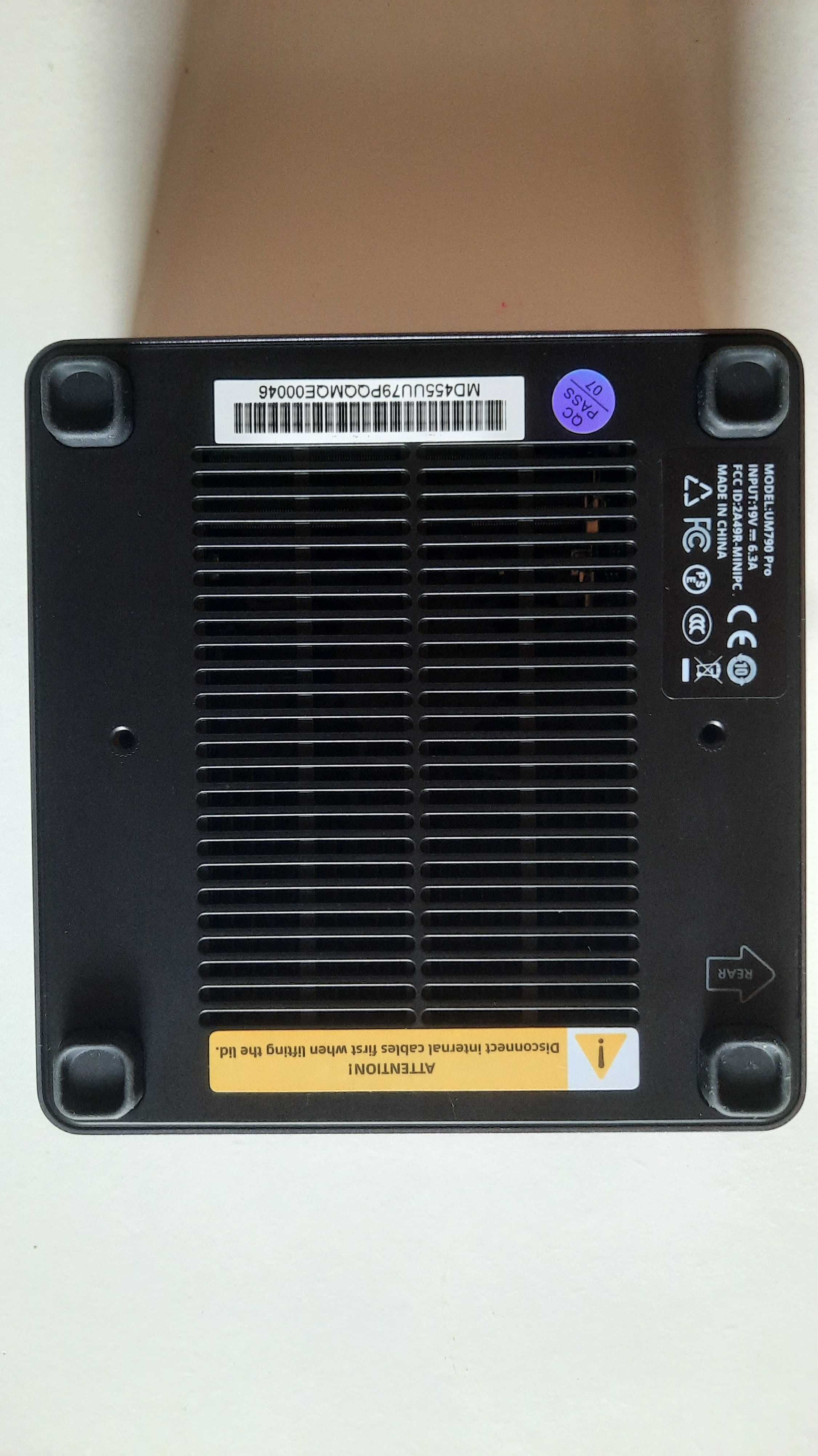 Barbone MiniPC- Minisforum Venus Series UM790 Pro - AMD Ryzen 9 7940HS