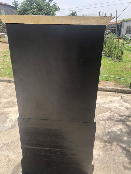 Cofre antigo metade de ferro e metade de madeira com codigo