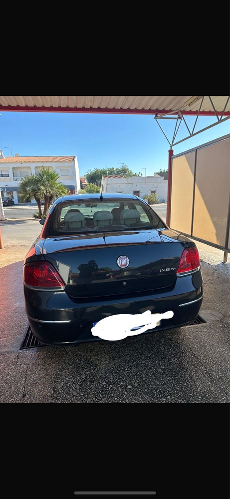 FIAT LINEA 2008 em bom estado