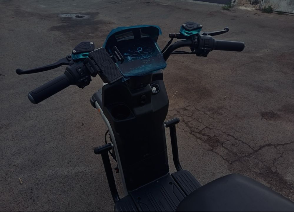 Оренда електроскутера Львів (crosser Max Львів)