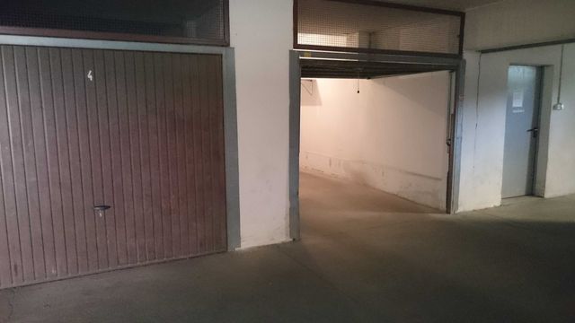 Garaż w podziemiu Jedn. Narodowej/Wyszyńskiego/Browary Wrocławskie