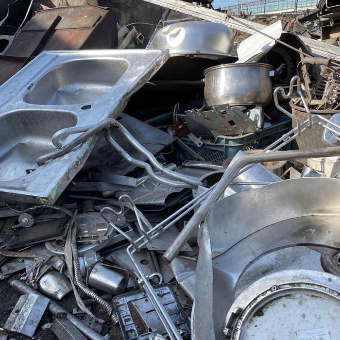 Skup złomu- demontaż konstrukcji- transport- WYSOKIE CENY!