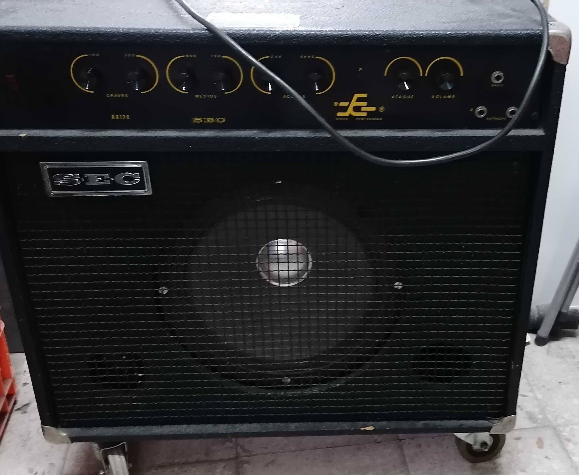 Coluna de som "SEC", amplificada, de 120 w