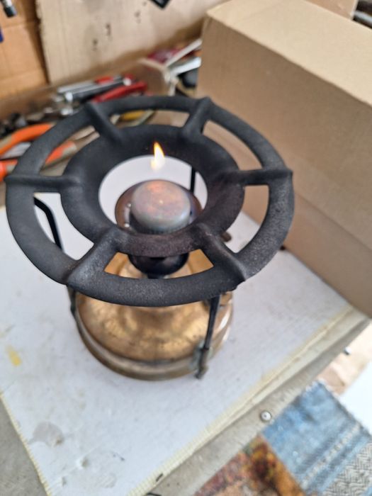 Fogão antigo a petróleo