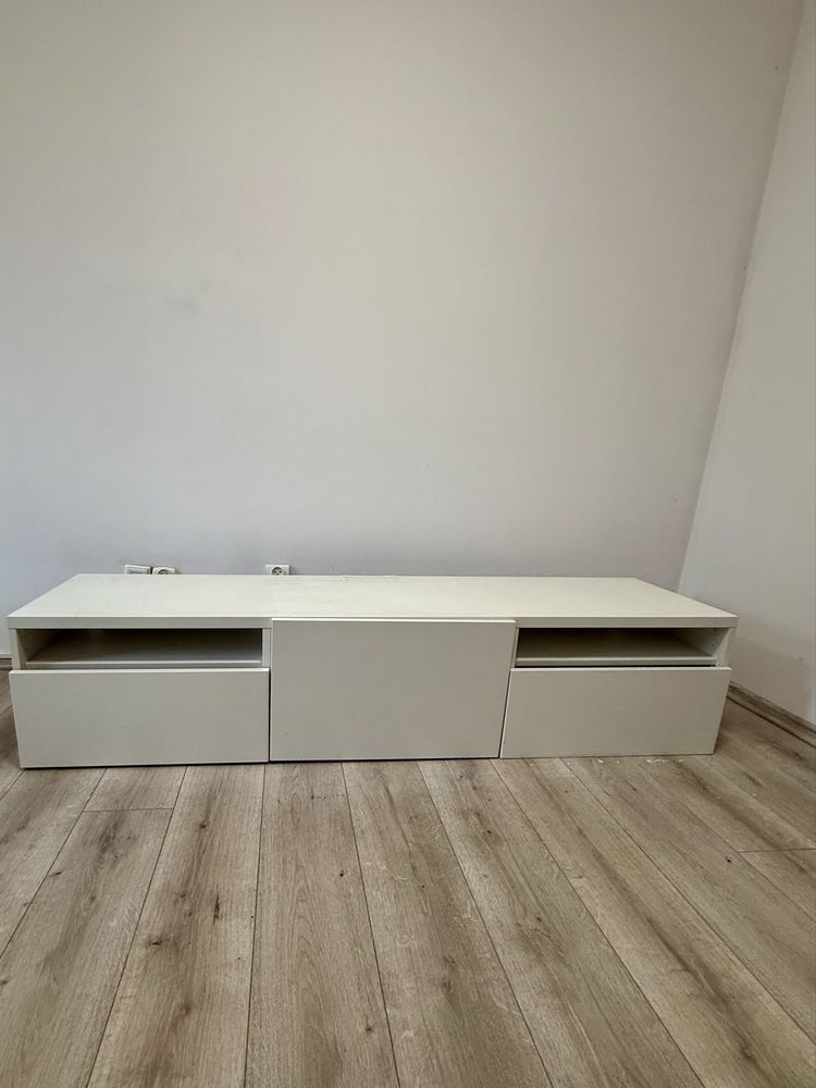 Szafka pod telewizor