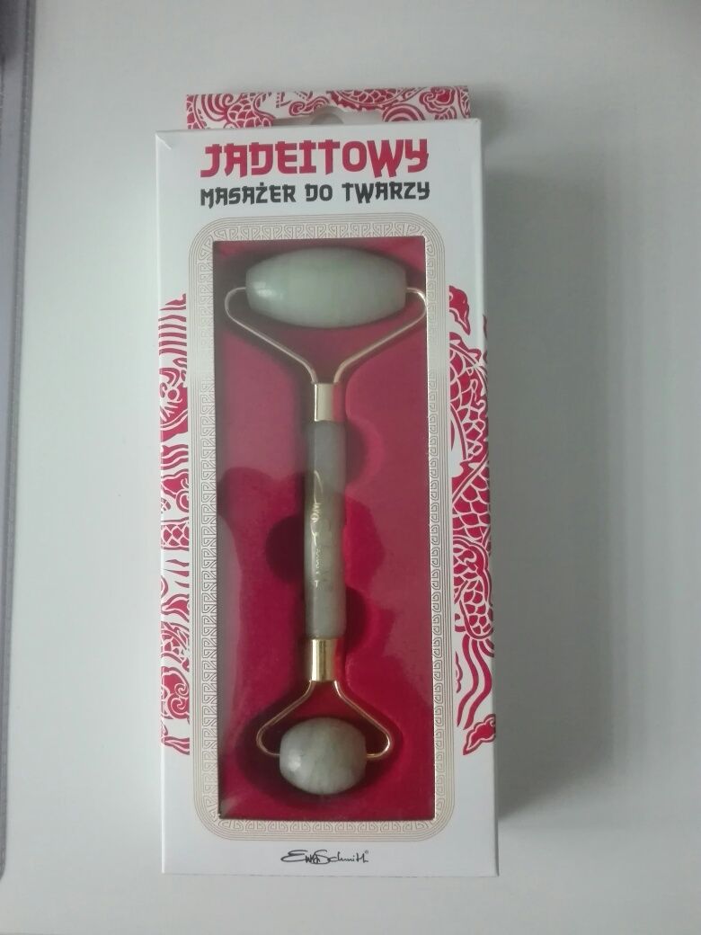 Nowy Masażer jadeitowy do twarzy..