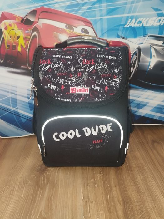 Новий шкільний рюкзак Smart для молодших класів