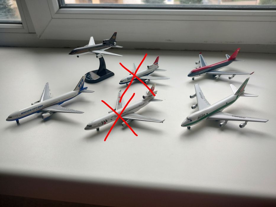 Модель літака, модель самолета, масштаб 1:500