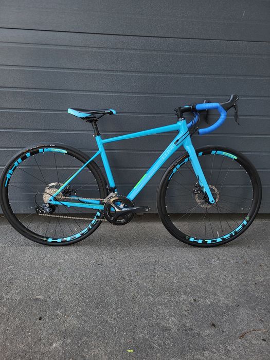 Шосейний велосипед Cube