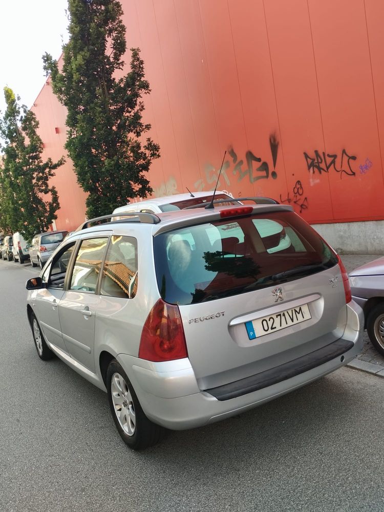 Peugeot 307 1.4 HDI 90cv 03 bom estado