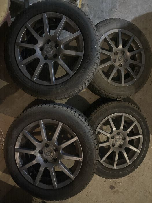 Продам титани з зимовою резиною r15 5x100