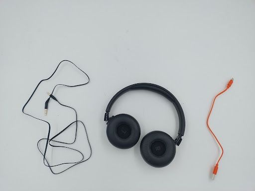 uszkodzony słuchawki bezprzewodowe nauszne jbl tune 660btnc, czarny