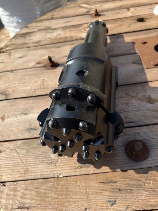 Коронки для буріння з одночасною обсадкою