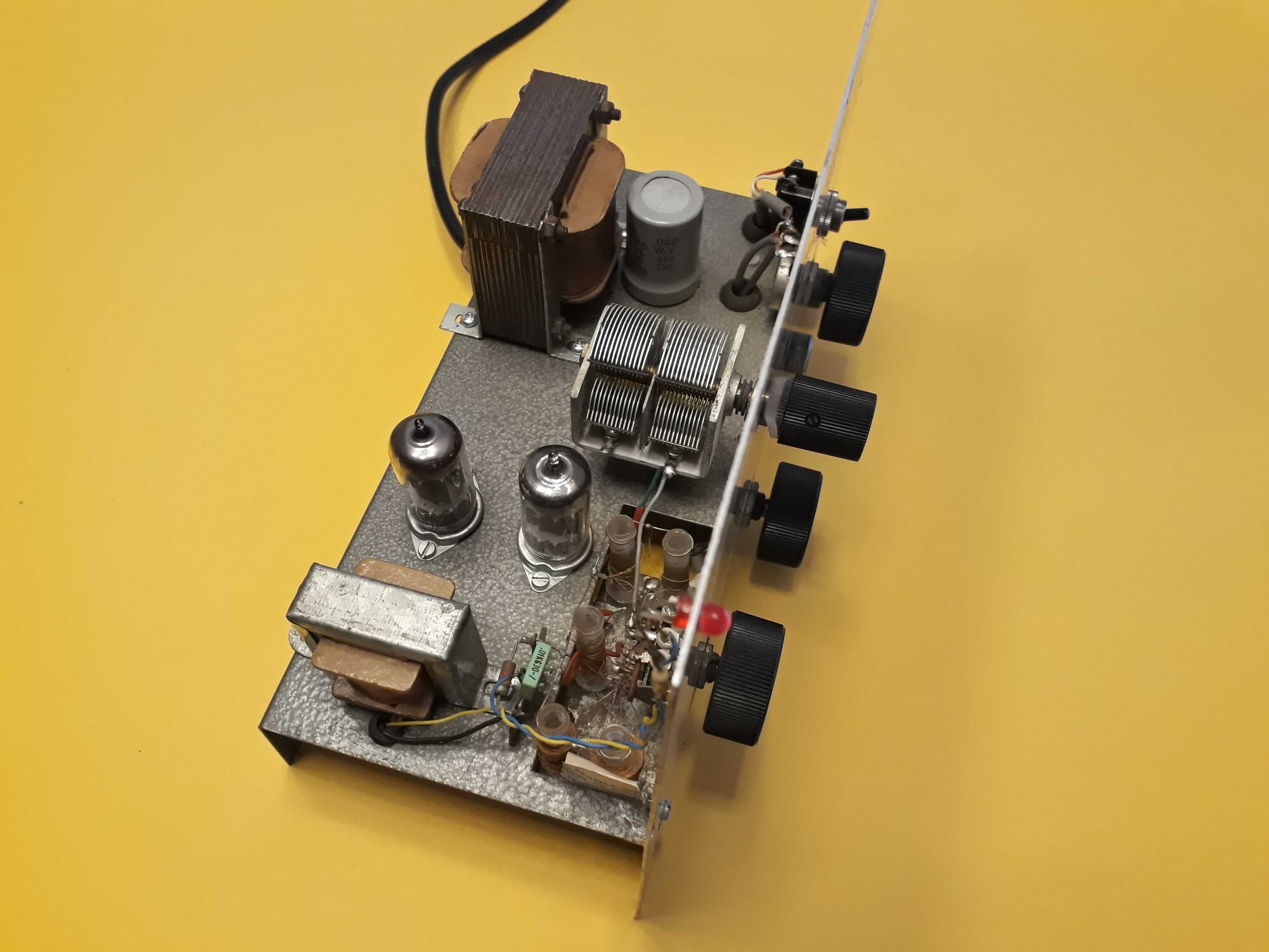 Testado Ok - Válvulas Electronicas  ECC82
