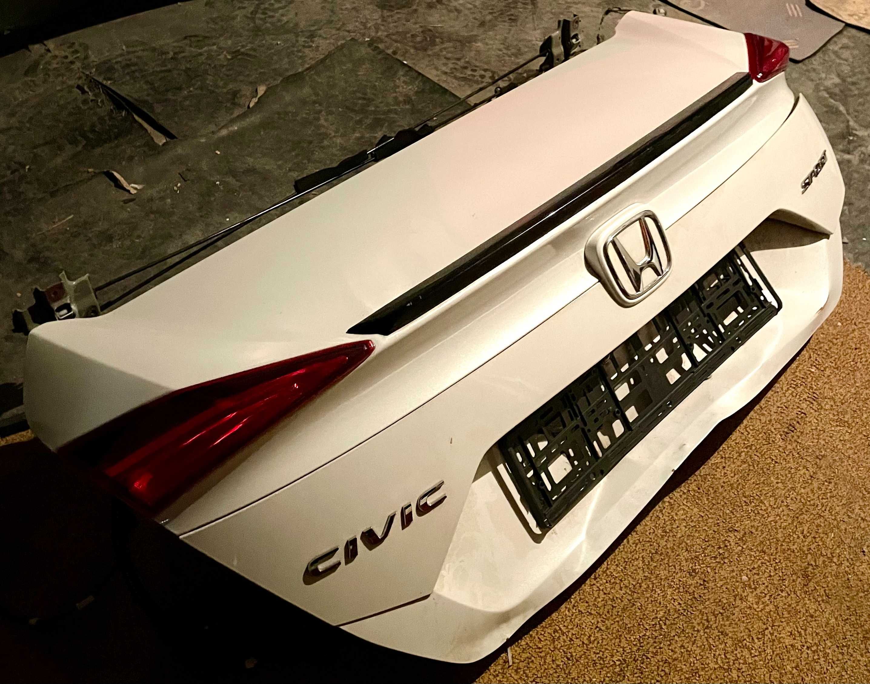 Крышка багажника Civic X (Сивик 10) Цивик