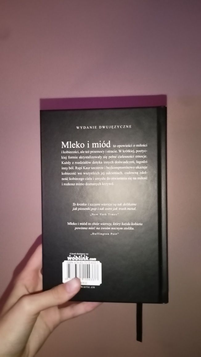 książka „mleko i miód” wydanie dwujęzyczne stan idealny