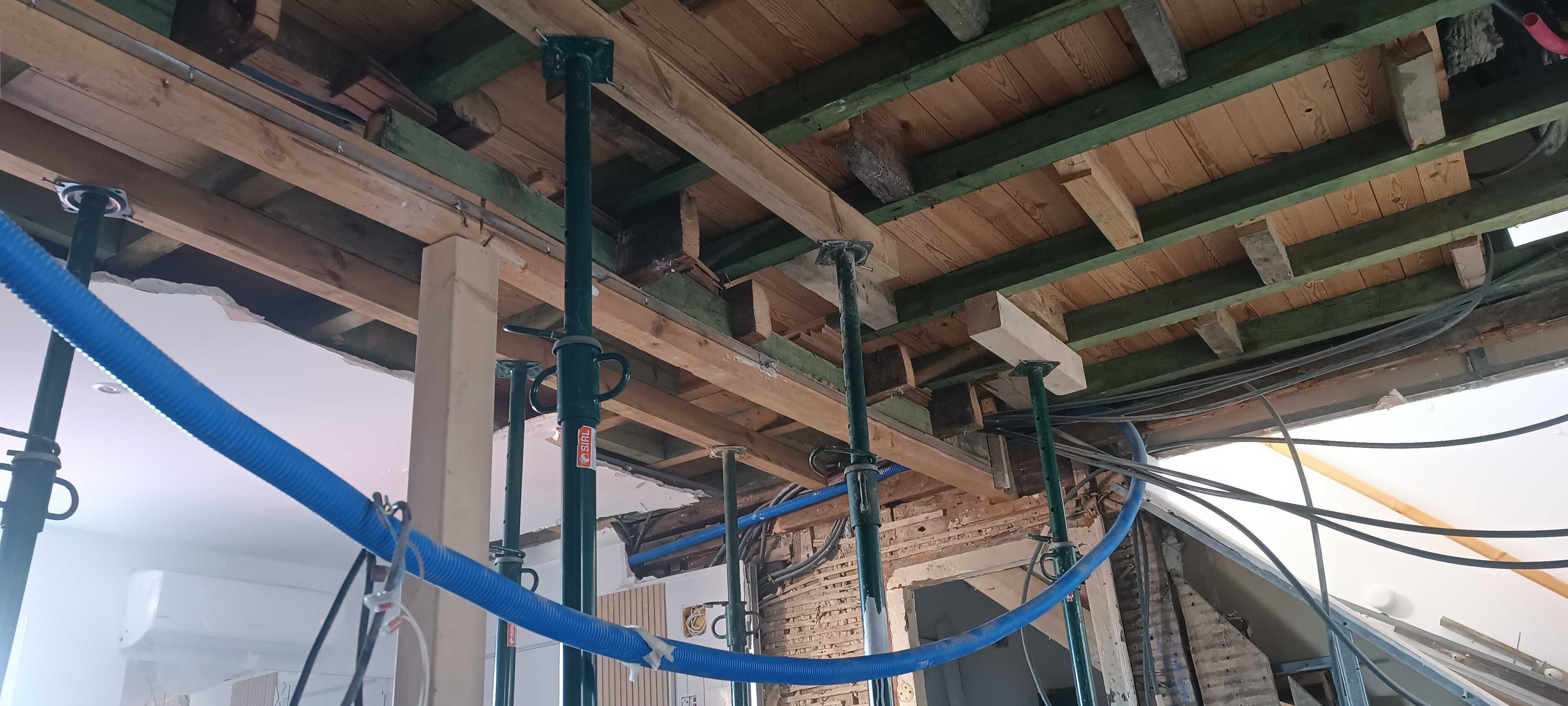 Remodelação e  Construção  interior e exterior.