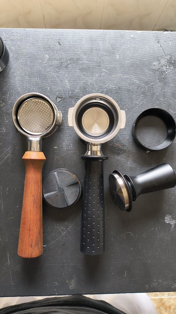 Kit máquina de café De'Longhi com Acessórios