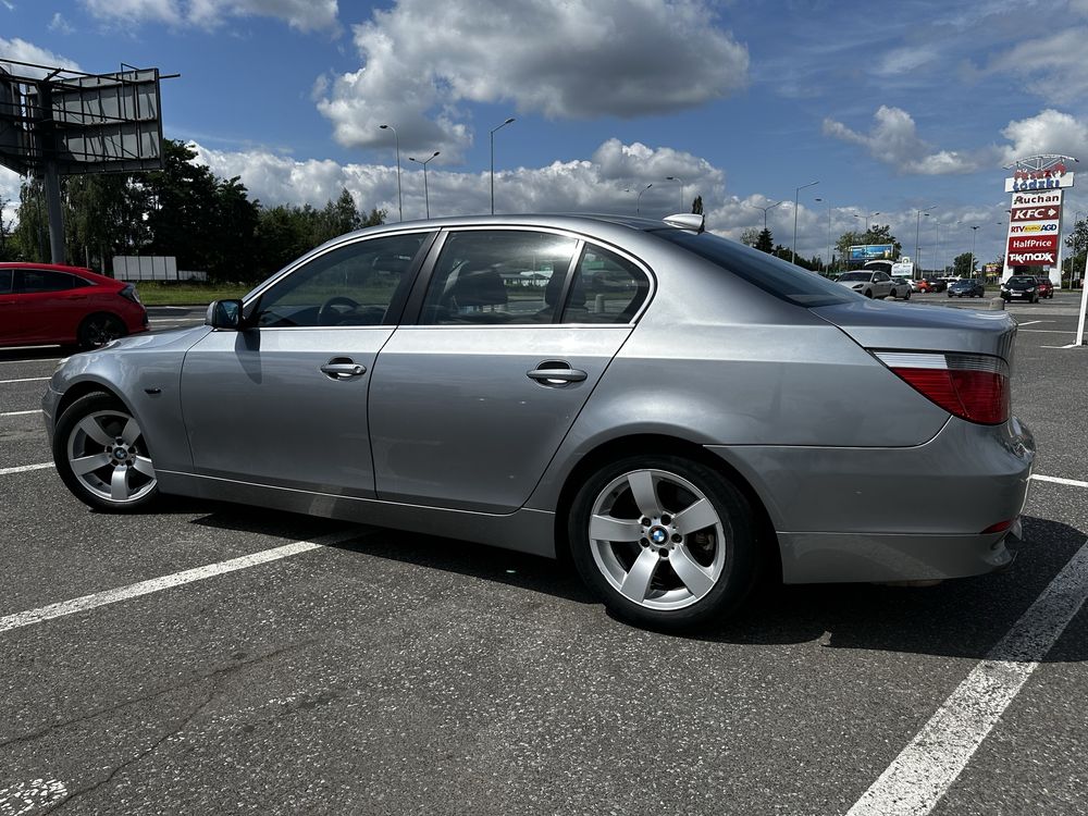 BMW E60 2.2 Benzyna 2003 Zadbane Łódź