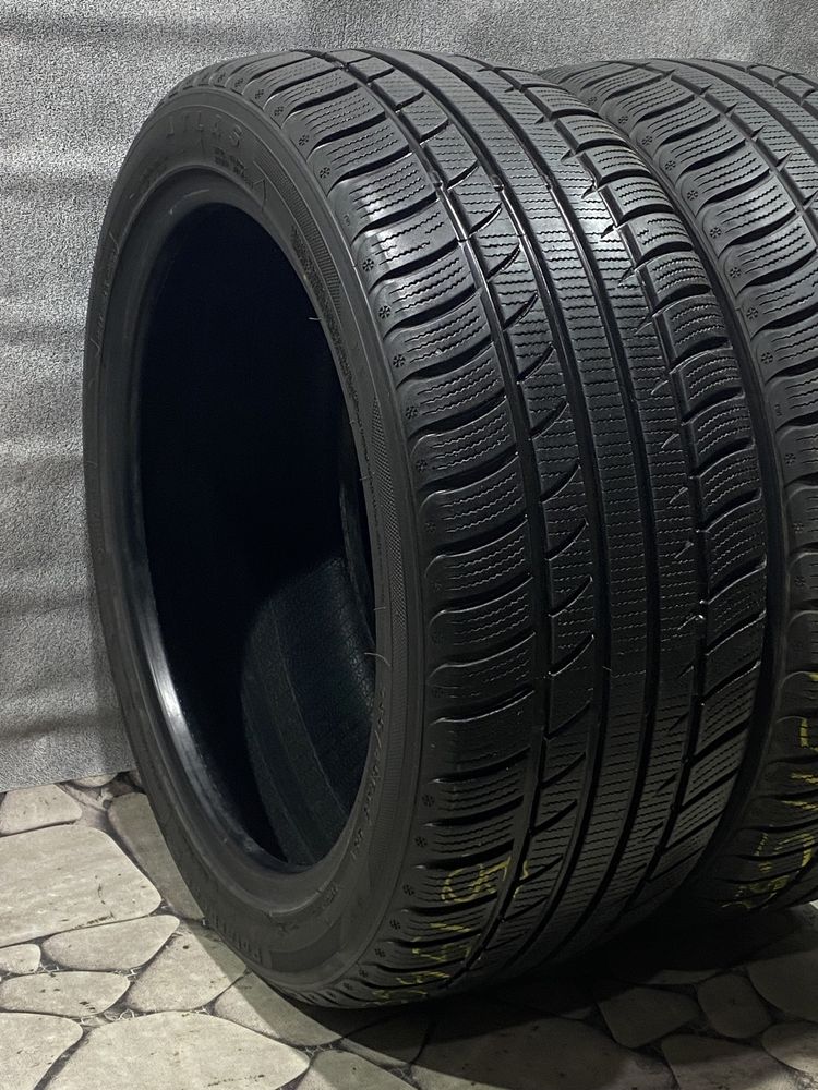 Зимова резина Atlas 235/45 R18