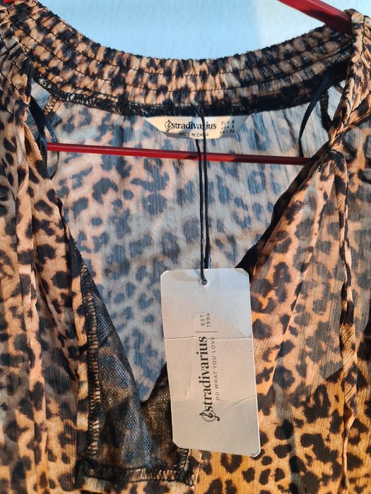 Vestido senhora leopardo com transparência STRADIVARIUS S