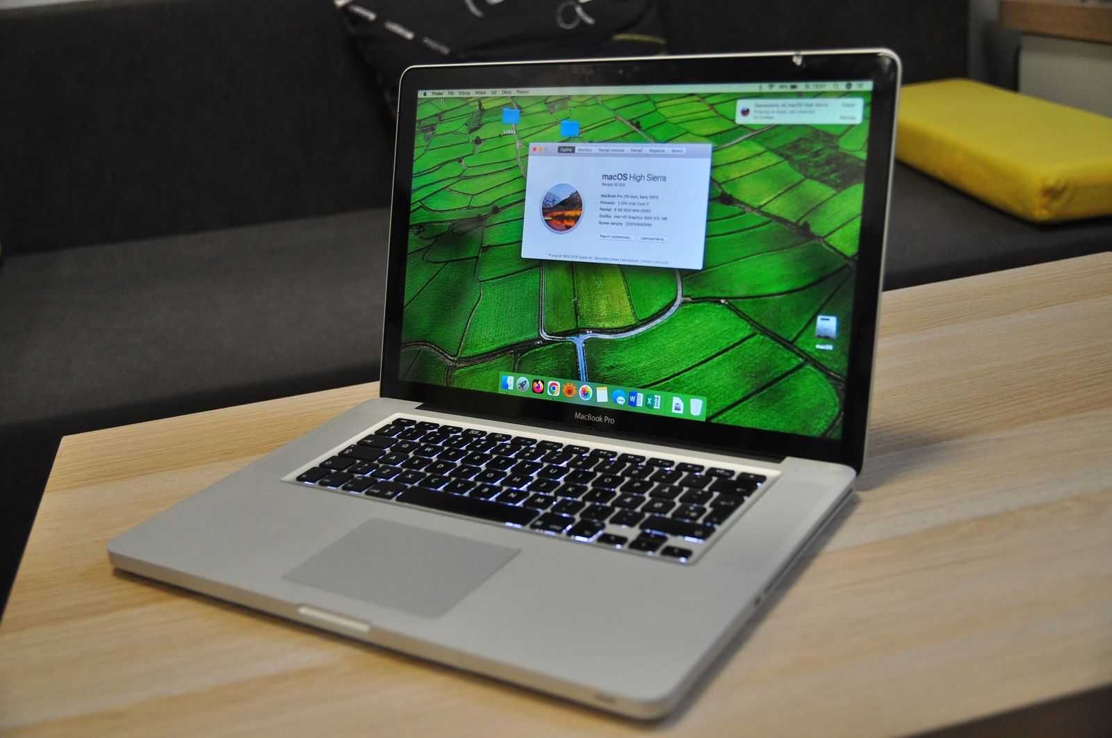 MacBook Pro 15 2011   Intel i7  8x up 2.9 GHz   8gb ram (16gb max)