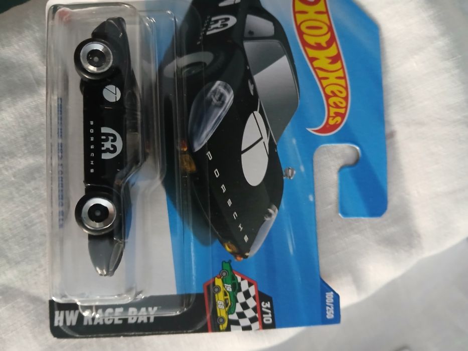 Hot wheels diversos