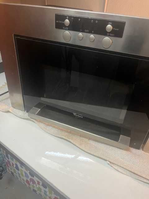 Microondas da Whirlpool de encastrar