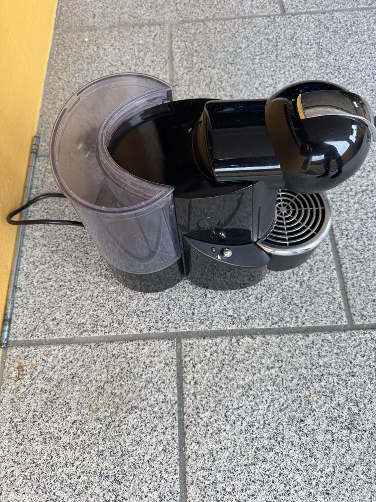 Maquina cafe Delta Q para desocupar