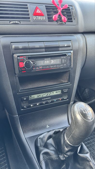 Skoda Octavia Tour Шкода Октавіа Тур 2004-05 р 1,6 MPI бенз 5МКПП