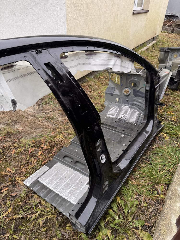 Tesla model 3 2018-2022 четверть стойка поріг ланжерон сапожок