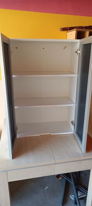 Szafka łazienkowa z lustrem