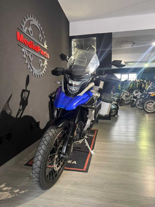 MACBOR XR500 DE 2022 COM 13967 KMS
