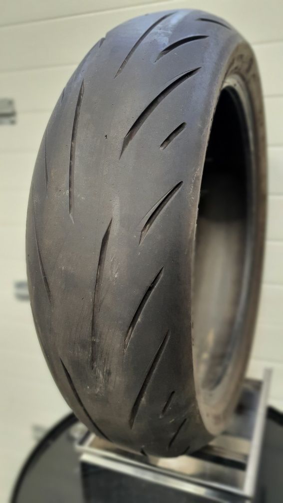Używana opona Bridgestone battlax s22R 180/55zr17