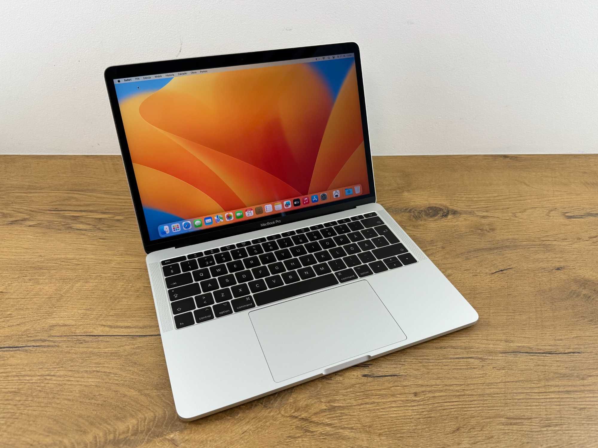 Apple MacBook PRO 13 CORE i5 2.30GHz, 8GB RAM, SSD 240GB, BATERIA 167c