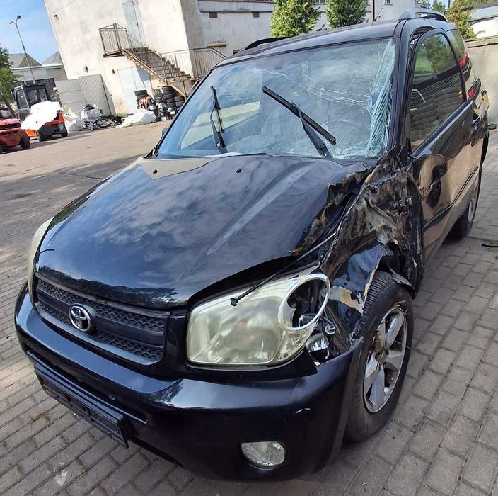 Toyota Rav4,  rok 2004 - na części