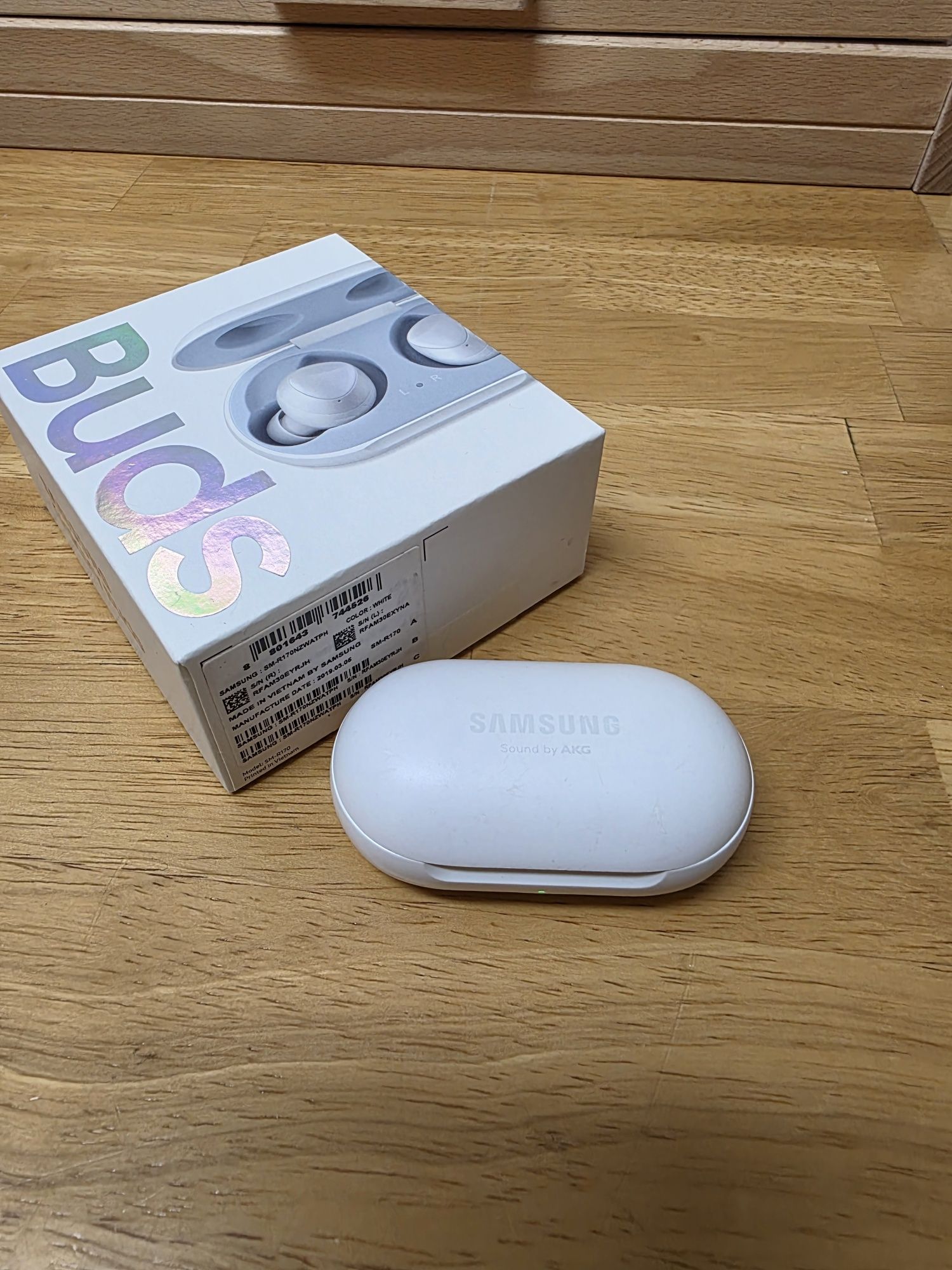Samsung Galaxy Buds (SM-R170) - Perfeito Estado!
.
.